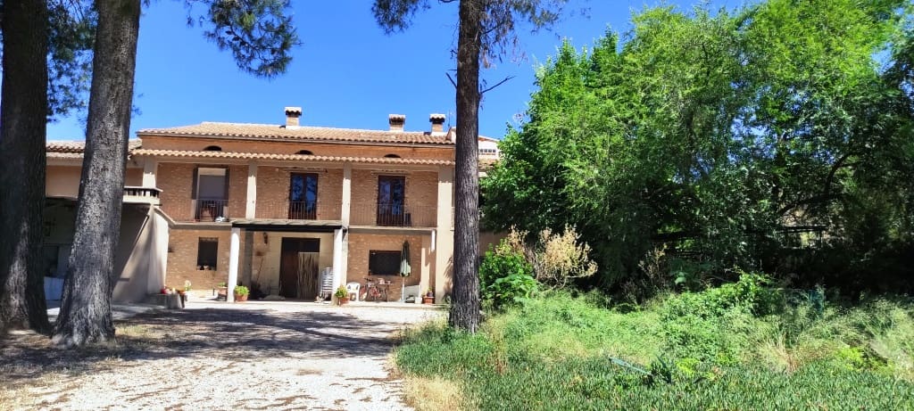 11 soverom Finca/Herregård til salgs i Bocairent med garasje - € 1 500 000 (Ref: 6941273)