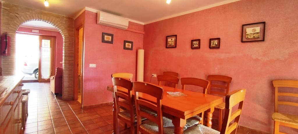 6 soveværelse Byhus til salg i Bocairent - € 240.000 (Ref: 6941274)