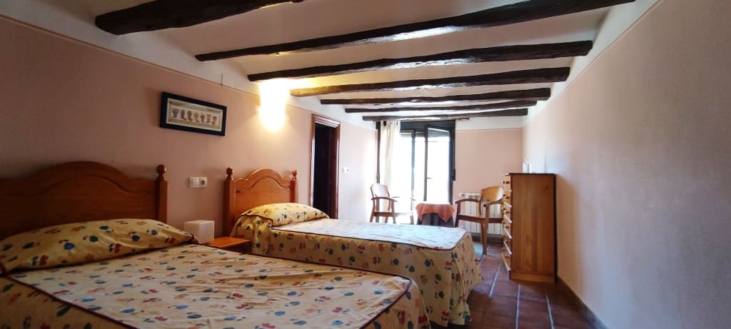 6 soveværelse Byhus til salg i Bocairent - € 240.000 (Ref: 6941274)