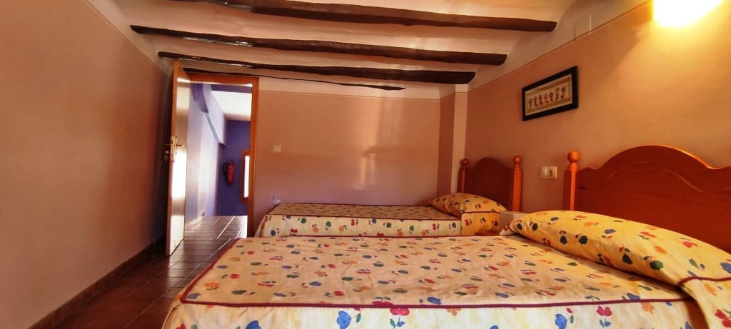 6 soveværelse Byhus til salg i Bocairent - € 240.000 (Ref: 6941274)