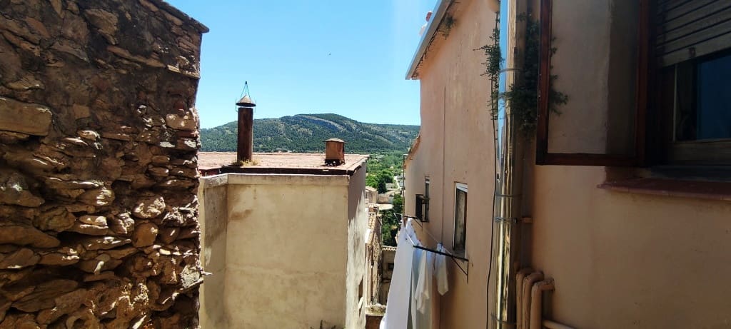 6 soveværelse Byhus til salg i Bocairent - € 240.000 (Ref: 6941274)