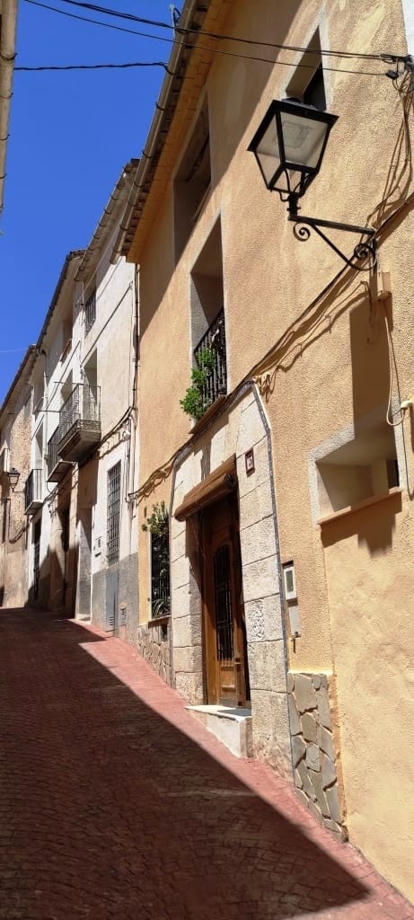 6 soveværelse Byhus til salg i Penaguila - € 179.000 (Ref: 6943630)