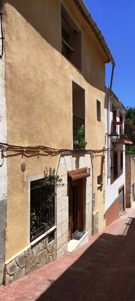 6 soveværelse Byhus til salg i Penaguila - € 179.000 (Ref: 6943630)