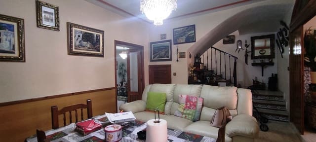 6 bedroom Townhouse for sale in Penàguila - € 179,000 (Ref: 6943630)