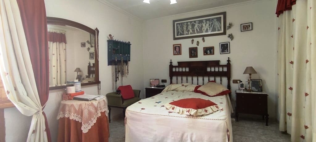 6 soveværelse Byhus til salg i Penaguila - € 179.000 (Ref: 6943630)