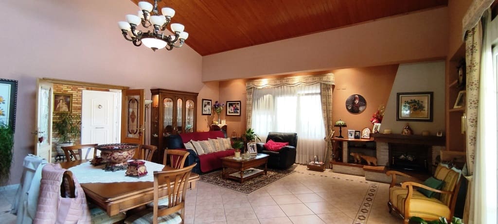 6 soveværelse Villa til salg i Ontinyent med swimmingpool garage - € 550.000 (Ref: 6943631)