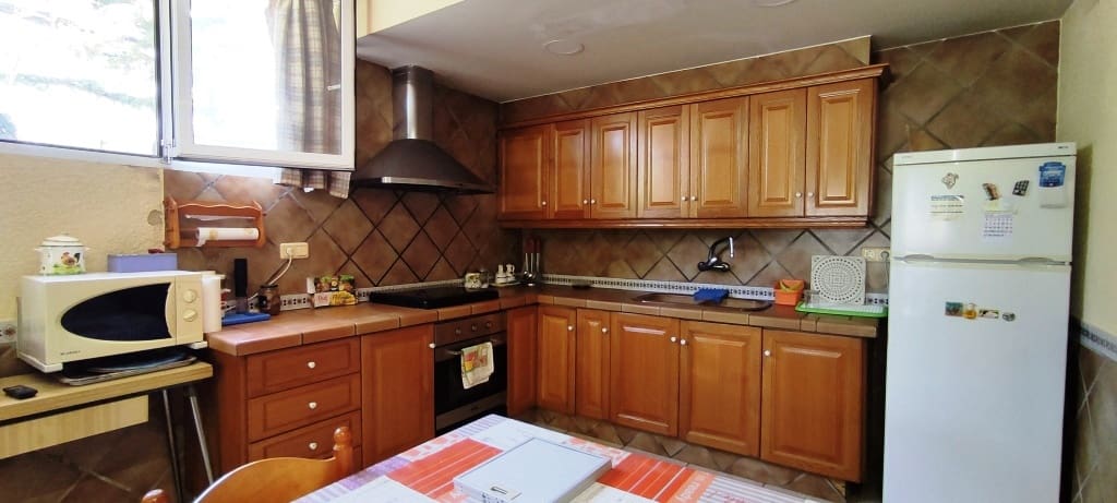 6 soveværelse Villa til salg i Ontinyent med swimmingpool garage - € 550.000 (Ref: 6943631)