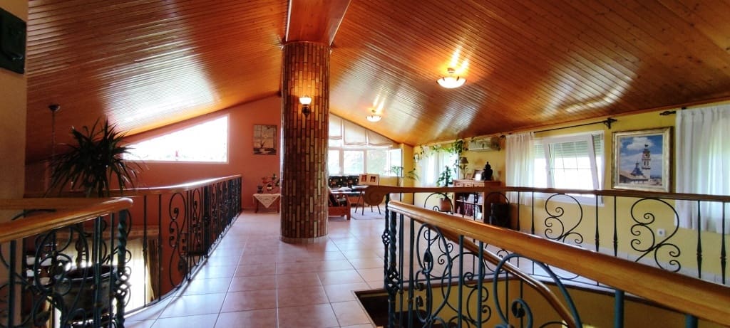 6 soveværelse Villa til salg i Ontinyent med swimmingpool garage - € 550.000 (Ref: 6943631)