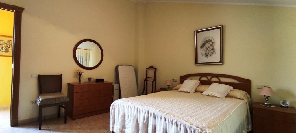 6 soveværelse Villa til salg i Ontinyent med swimmingpool garage - € 550.000 (Ref: 6943631)