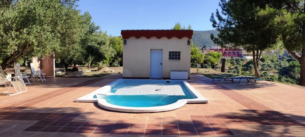 4 soveværelse Villa til salg i Alcoy / Alcoi med swimmingpool garage - € 550.000 (Ref: 6979782)