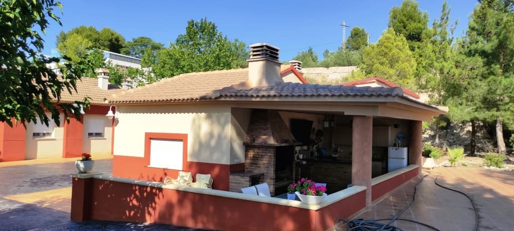 4 soveværelse Villa til salg i Alcoy / Alcoi med swimmingpool garage - € 550.000 (Ref: 6979782)