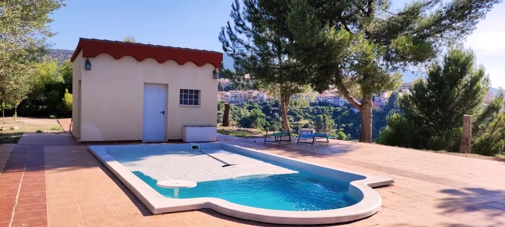 4 soveværelse Villa til salg i Alcoy / Alcoi med swimmingpool garage - € 550.000 (Ref: 6979782)