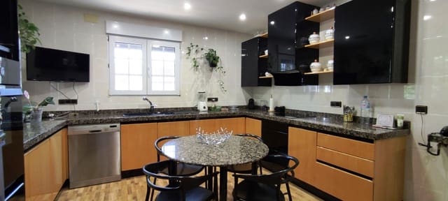 4 soveværelse Villa til salg i Alcoy / Alcoi med swimmingpool garage - € 550.000 (Ref: 6979782)