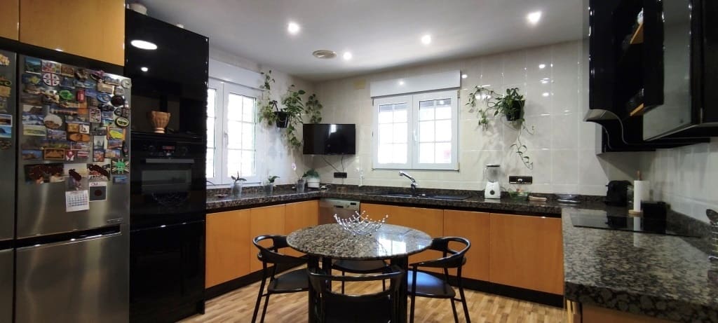 4 soveværelse Villa til salg i Alcoy / Alcoi med swimmingpool garage - € 550.000 (Ref: 6979782)