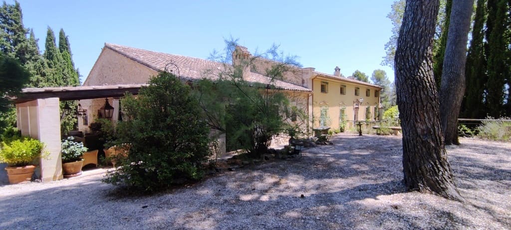 10 soveværelse Finca/Landehus til salg i Alcoy / Alcoi med swimmingpool garage - € 980.000 (Ref: 7176321)