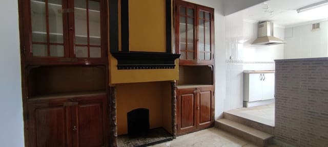 7 soverom Hus til salgs i Muro de Alcoy - € 55 000 (Ref: 7443249)