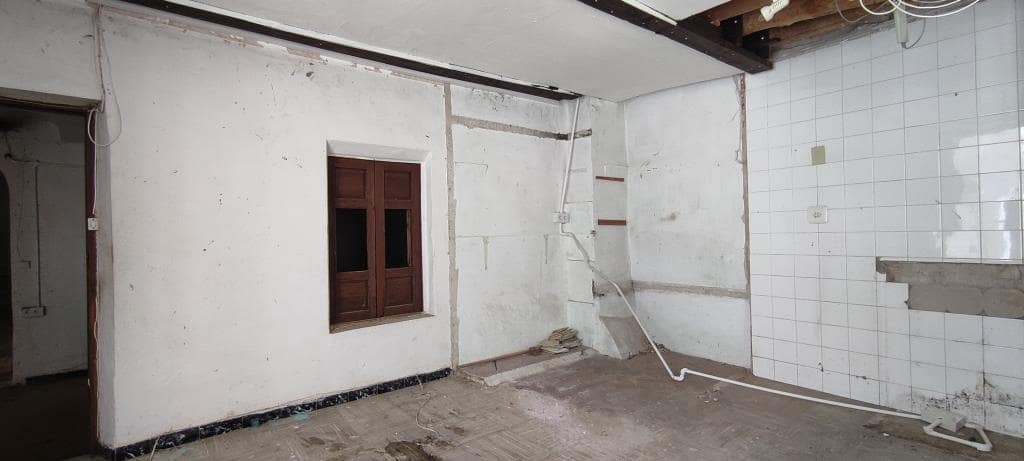 7 soveværelse Byhus til salg i Muro de Alcoy - € 55.000 (Ref: 7443249)