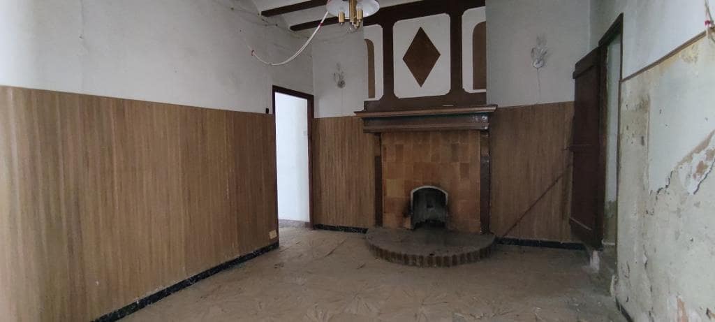 7 soveværelse Byhus til salg i Muro de Alcoy - € 55.000 (Ref: 7443249)