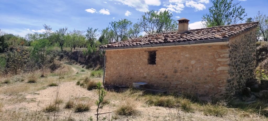 Finca/Hus på landet till salu i Penaguila - 99 900 € (Ref: 7524548)