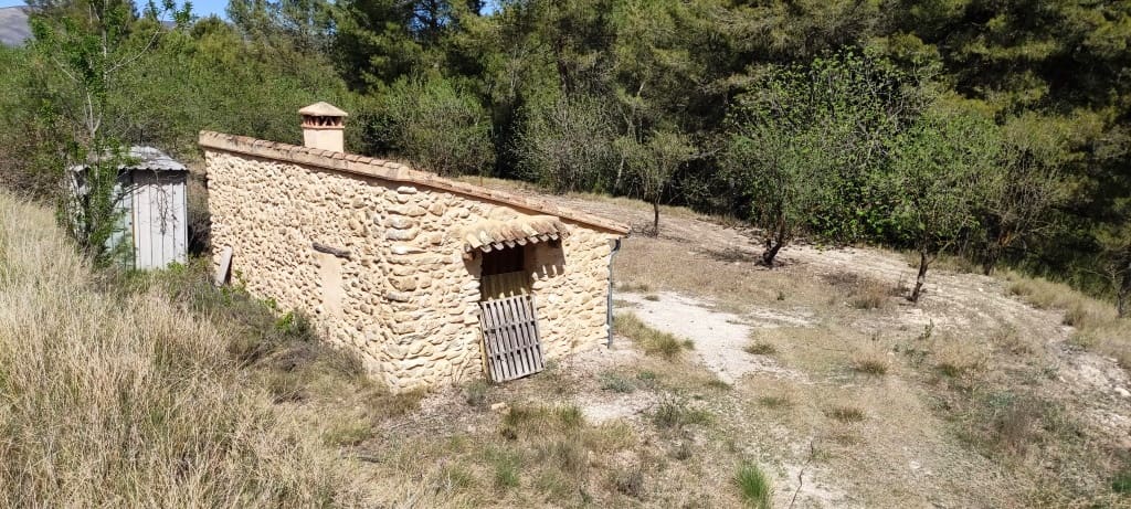 Finca/Hus på landet till salu i Penaguila - 99 900 € (Ref: 7524548)