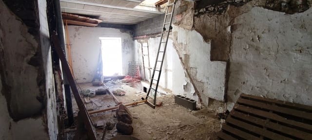 3 bedroom Townhouse for sale in Planes - € 18,500 (Ref: 7686965)