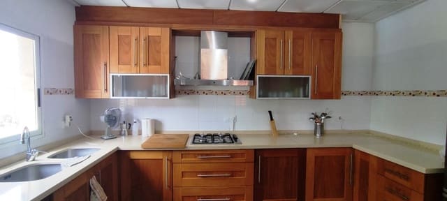 5 soveværelse Finca/Landehus til salg i Muro de Alcoy med swimmingpool - € 180.000 (Ref: 7694191)