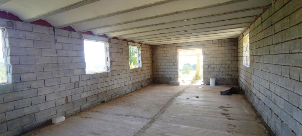 Finca/Landehus til salg i Benasau - € 60.000 (Ref: 7726412)