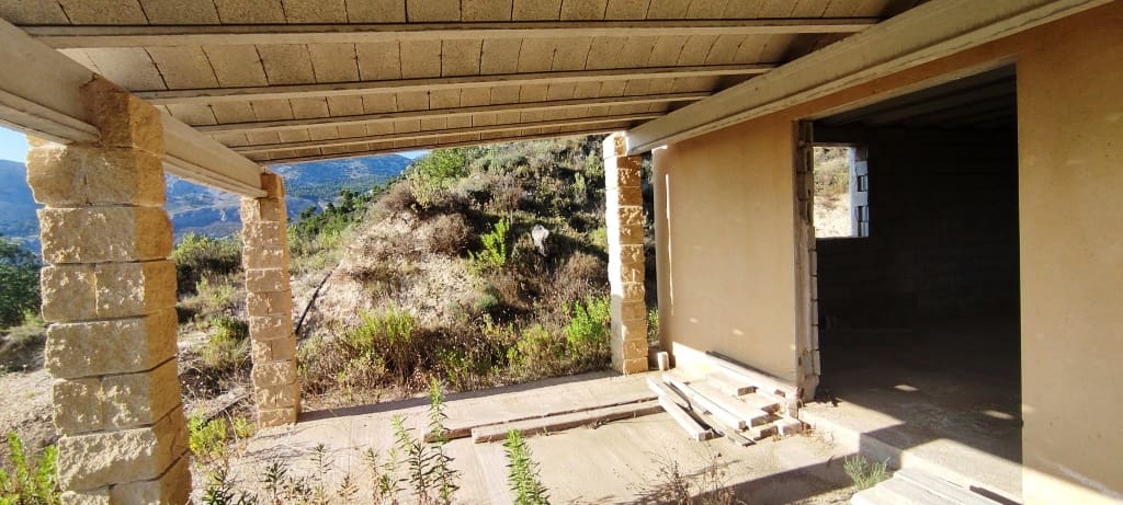 Finca/Landehus til salg i Benasau - € 60.000 (Ref: 7726412)