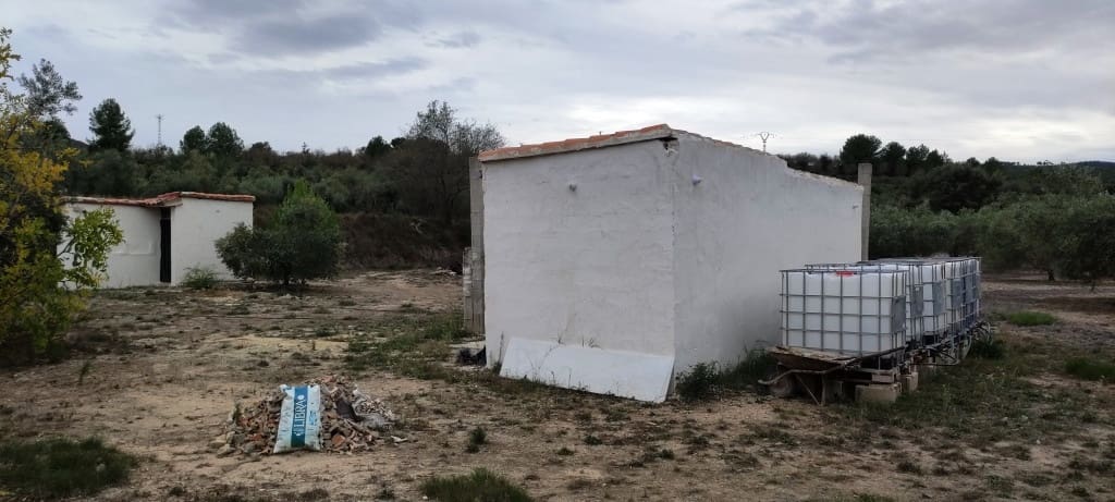 Finca/Landehus til salg i Ontinyent - € 35.000 (Ref: 7875022)