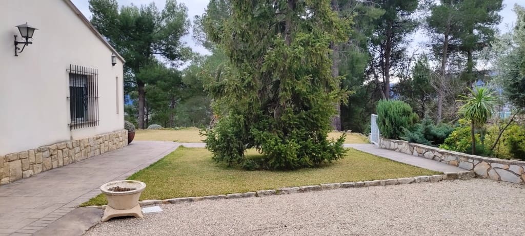 3 soveværelse Villa til salg i Cocentaina med swimmingpool garage - € 378.000 (Ref: 7987835)