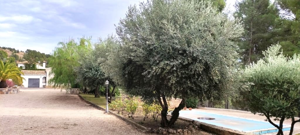 3 soveværelse Villa til salg i Cocentaina med swimmingpool garage - € 378.000 (Ref: 7987835)