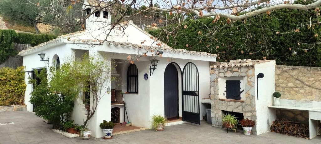 3 soveværelse Villa til salg i Cocentaina med swimmingpool garage - € 378.000 (Ref: 7987835)