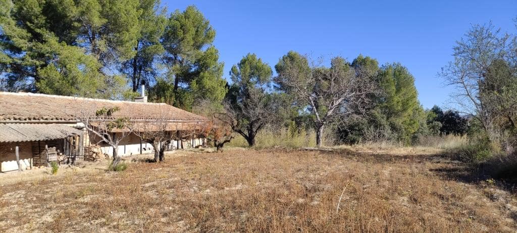 3 soveværelse Finca/Landehus til salg i Bocairent med swimmingpool garage - € 250.000 (Ref: 7990359)