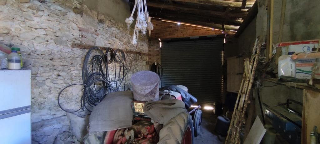 3 soveværelse Finca/Landehus til salg i Bocairent med swimmingpool garage - € 250.000 (Ref: 7990359)