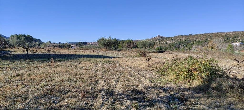 3 soveværelse Finca/Landehus til salg i Bocairent med swimmingpool garage - € 250.000 (Ref: 7990359)