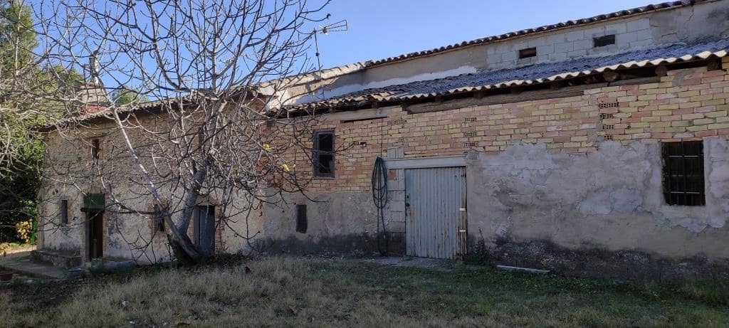 3 soveværelse Finca/Landehus til salg i Bocairent med swimmingpool garage - € 250.000 (Ref: 7990359)