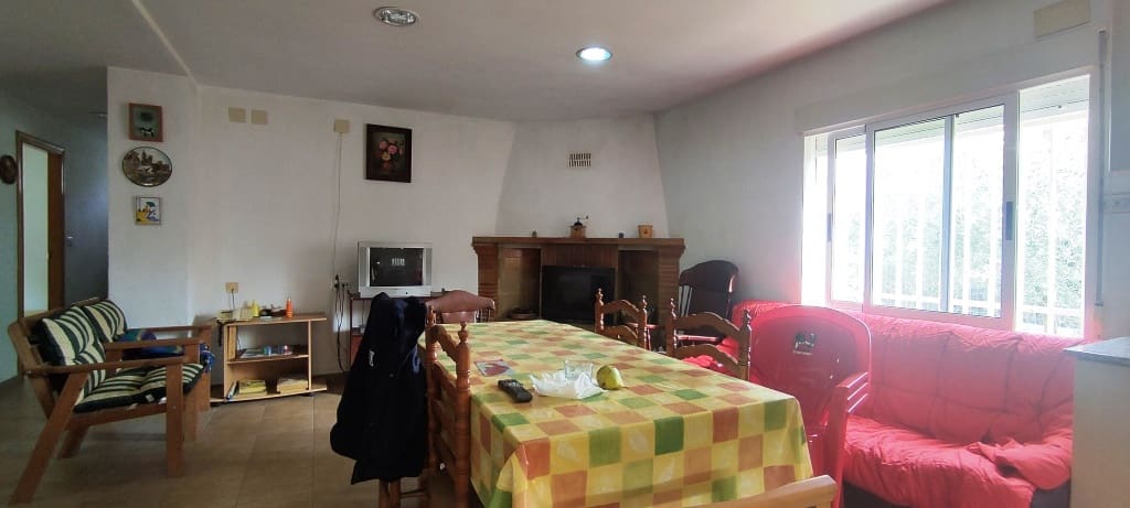 3 slaapkamer Finca/Landhuis te koop in Villalonga met garage - € 149.000 (Ref: 8018133)