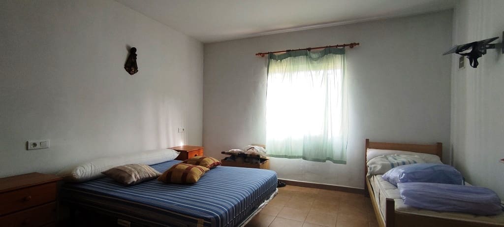 3 slaapkamer Finca/Landhuis te koop in Villalonga met garage - € 149.000 (Ref: 8018133)