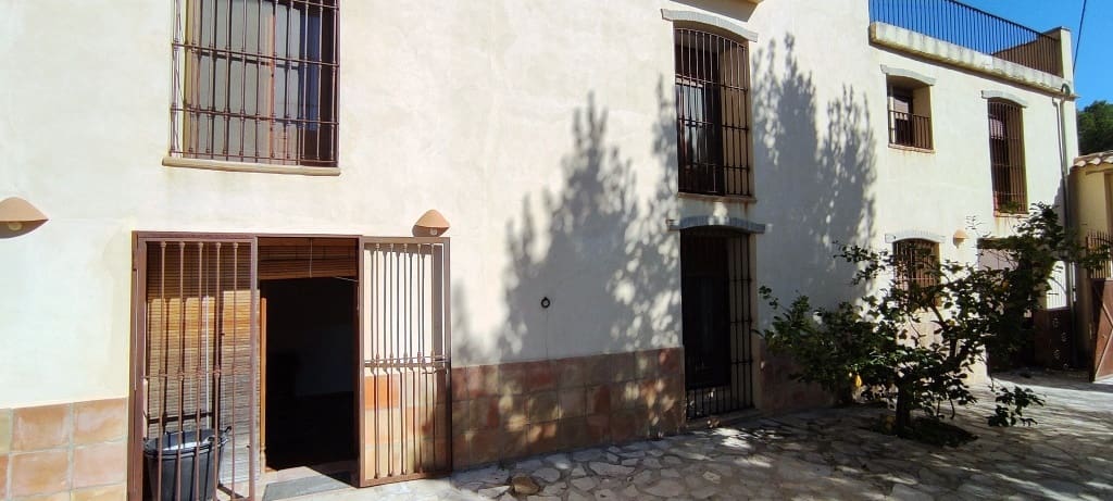 8 Zimmer Finca/Landgut zu verkaufen in Planes mit Pool Garage - 450.000 € (Ref: 8121263)