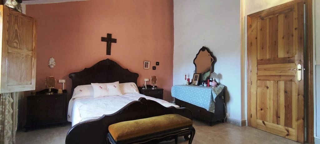 11 soverom Finca/Herregård til salgs i Torremanzanas med garasje - € 990 000 (Ref: 8135679)