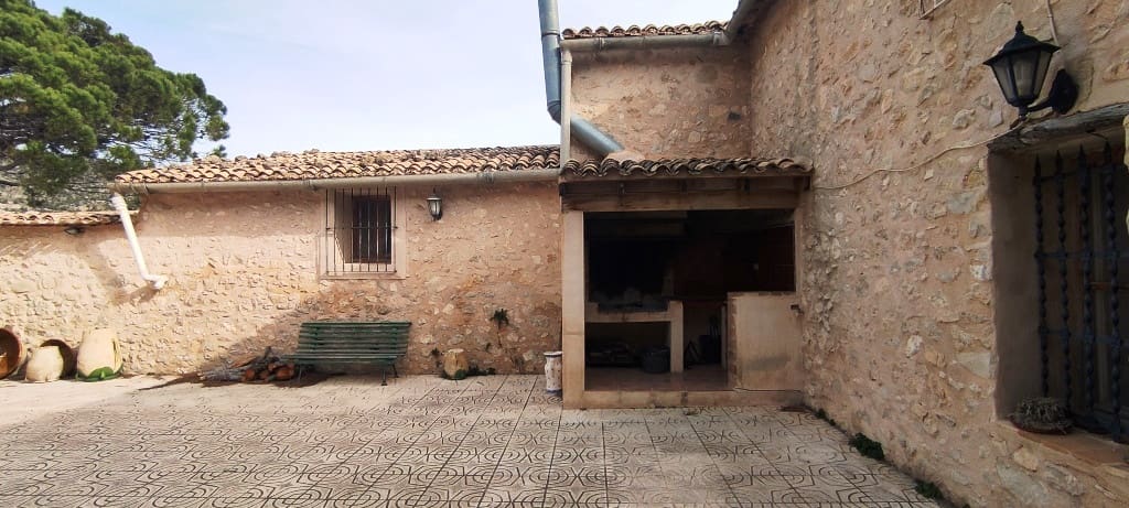 11 soverom Finca/Herregård til salgs i Torremanzanas med garasje - € 990 000 (Ref: 8135679)