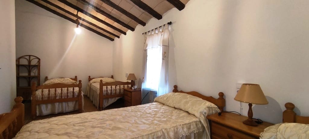 11 soverom Finca/Herregård til salgs i Torremanzanas med garasje - € 990 000 (Ref: 8135679)