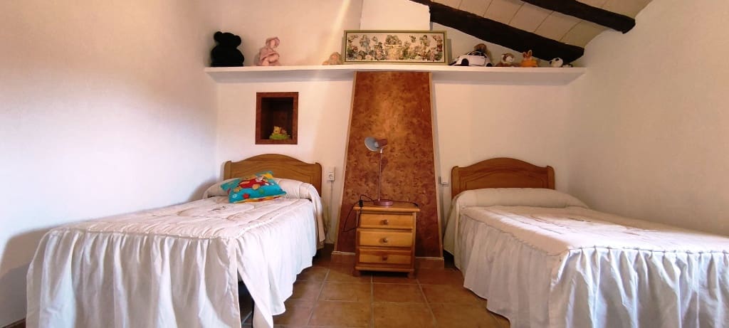 11 soverom Finca/Herregård til salgs i Torremanzanas med garasje - € 990 000 (Ref: 8135679)