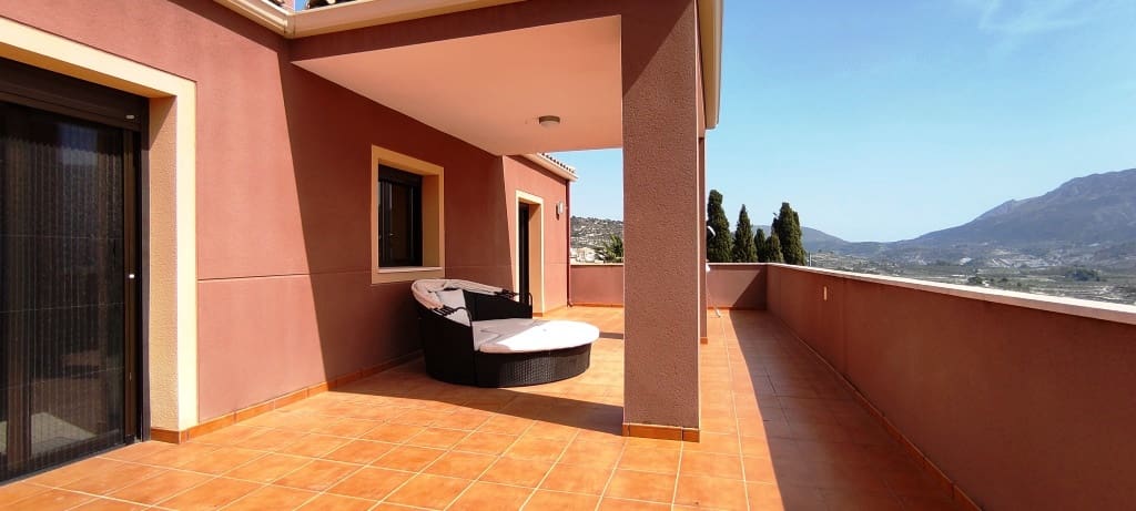 5 soveværelse Villa til salg i Balones med swimmingpool garage - € 495.000 (Ref: 8197192)