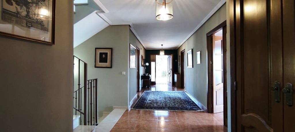 5 soveværelse Villa til salg i Balones med swimmingpool garage - € 495.000 (Ref: 8197192)