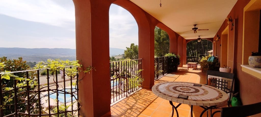 5 soveværelse Villa til salg i Balones med swimmingpool garage - € 495.000 (Ref: 8197192)