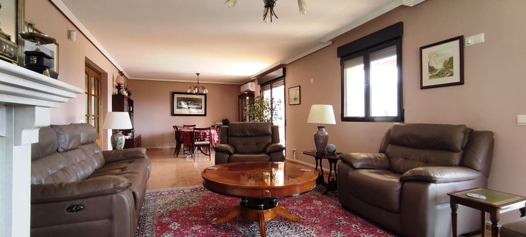 5 soveværelse Villa til salg i Balones med swimmingpool garage - € 495.000 (Ref: 8197192)