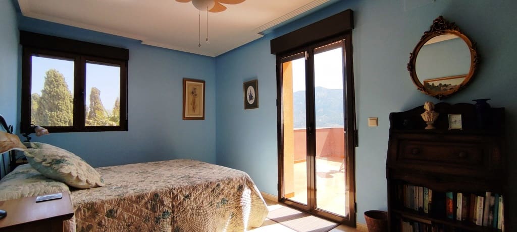 5 soveværelse Villa til salg i Balones med swimmingpool garage - € 495.000 (Ref: 8197192)