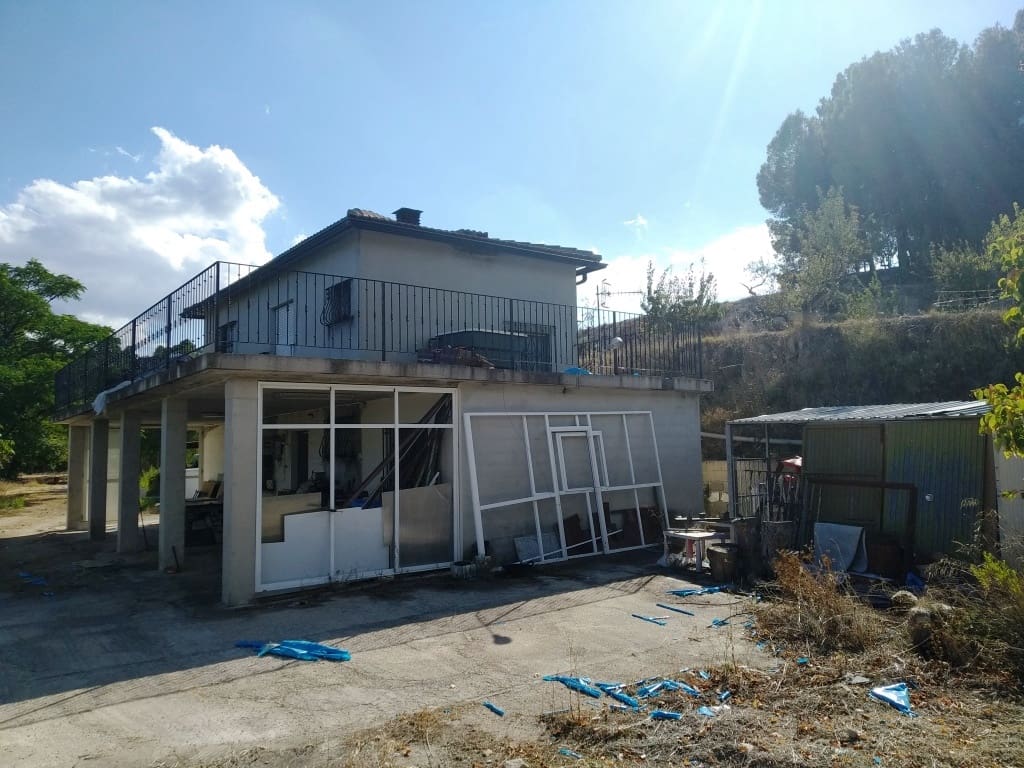 4 soveværelse Finca/Landehus til salg i Cocentaina - € 180.000 (Ref: 8250049)