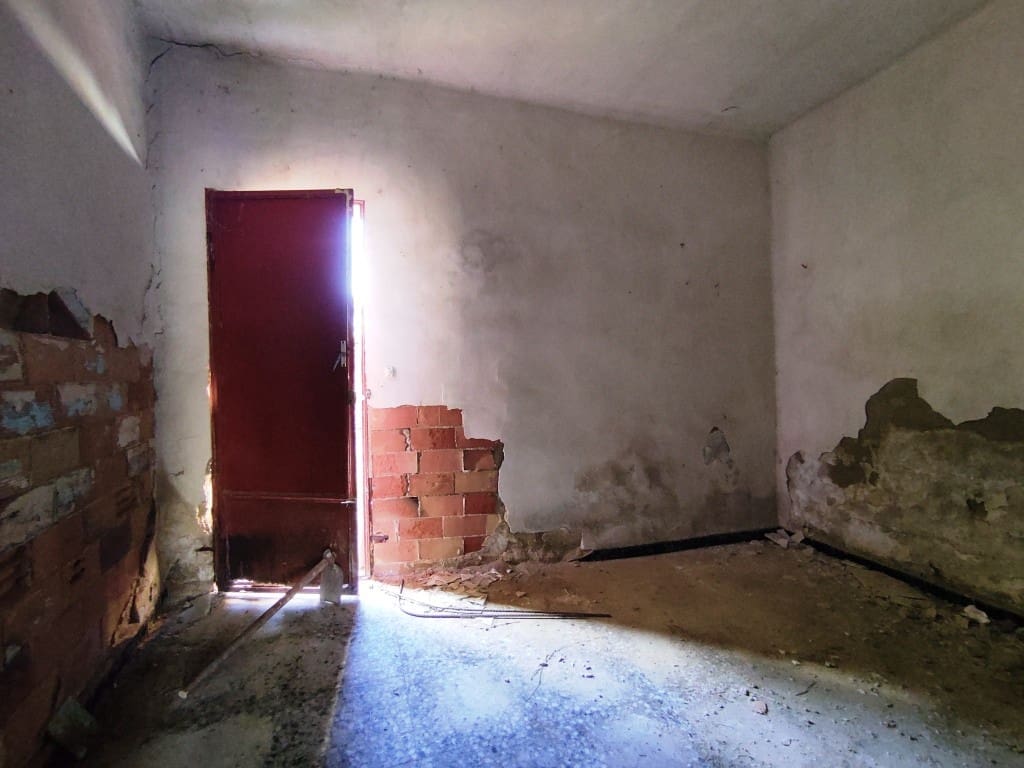 1 bedroom Townhouse for sale in Planes - € 39,000 (Ref: 8251395)